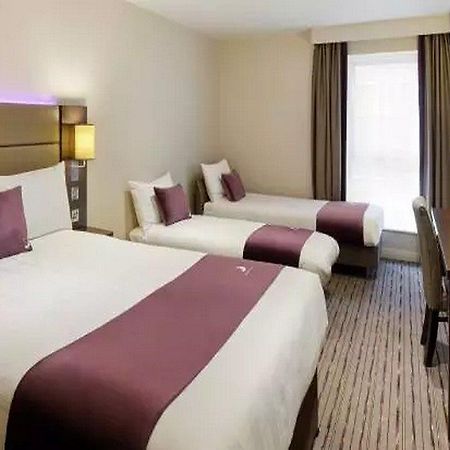 Premier Inn Premier Inn Silverstone Syresham エクステリア 写真