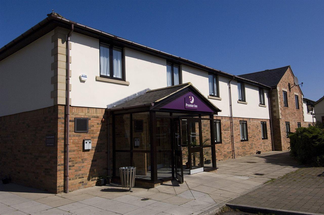 Premier Inn Premier Inn Silverstone Syresham エクステリア 写真