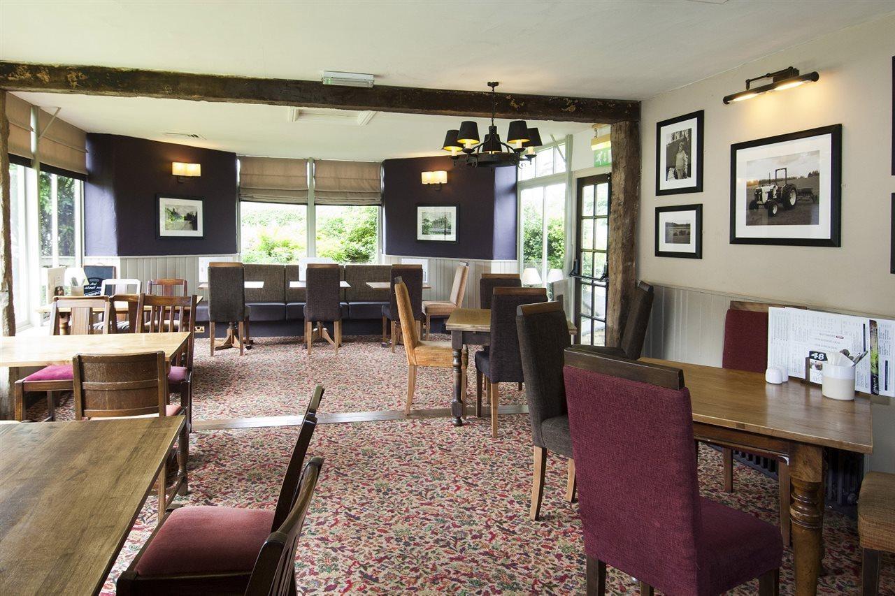 Premier Inn Premier Inn Silverstone Syresham エクステリア 写真