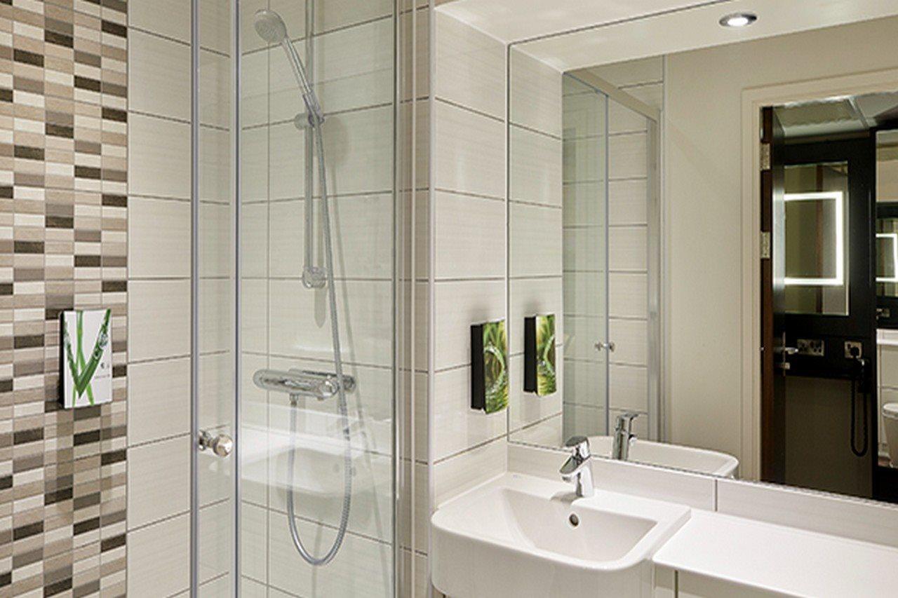 Premier Inn Premier Inn Silverstone Syresham エクステリア 写真