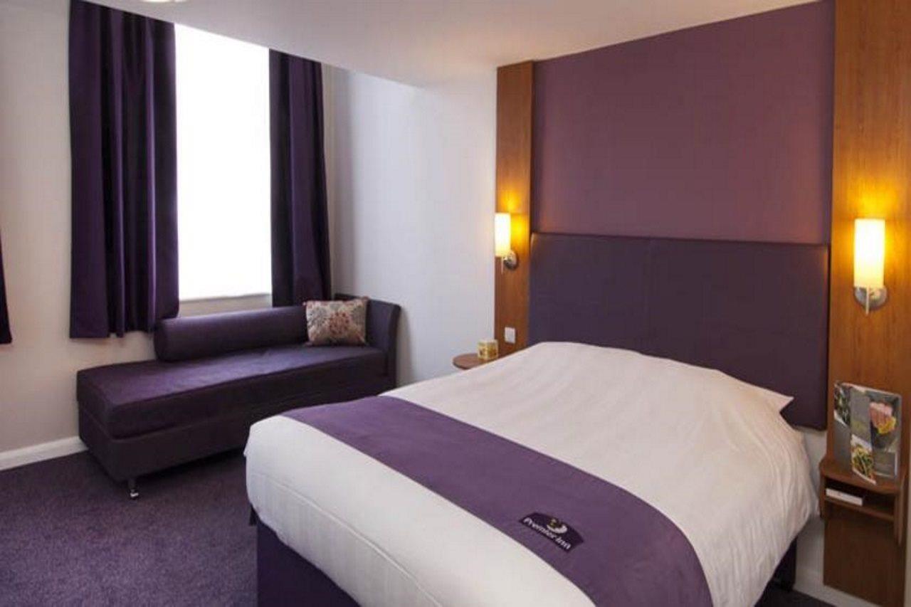 Premier Inn Premier Inn Silverstone Syresham エクステリア 写真