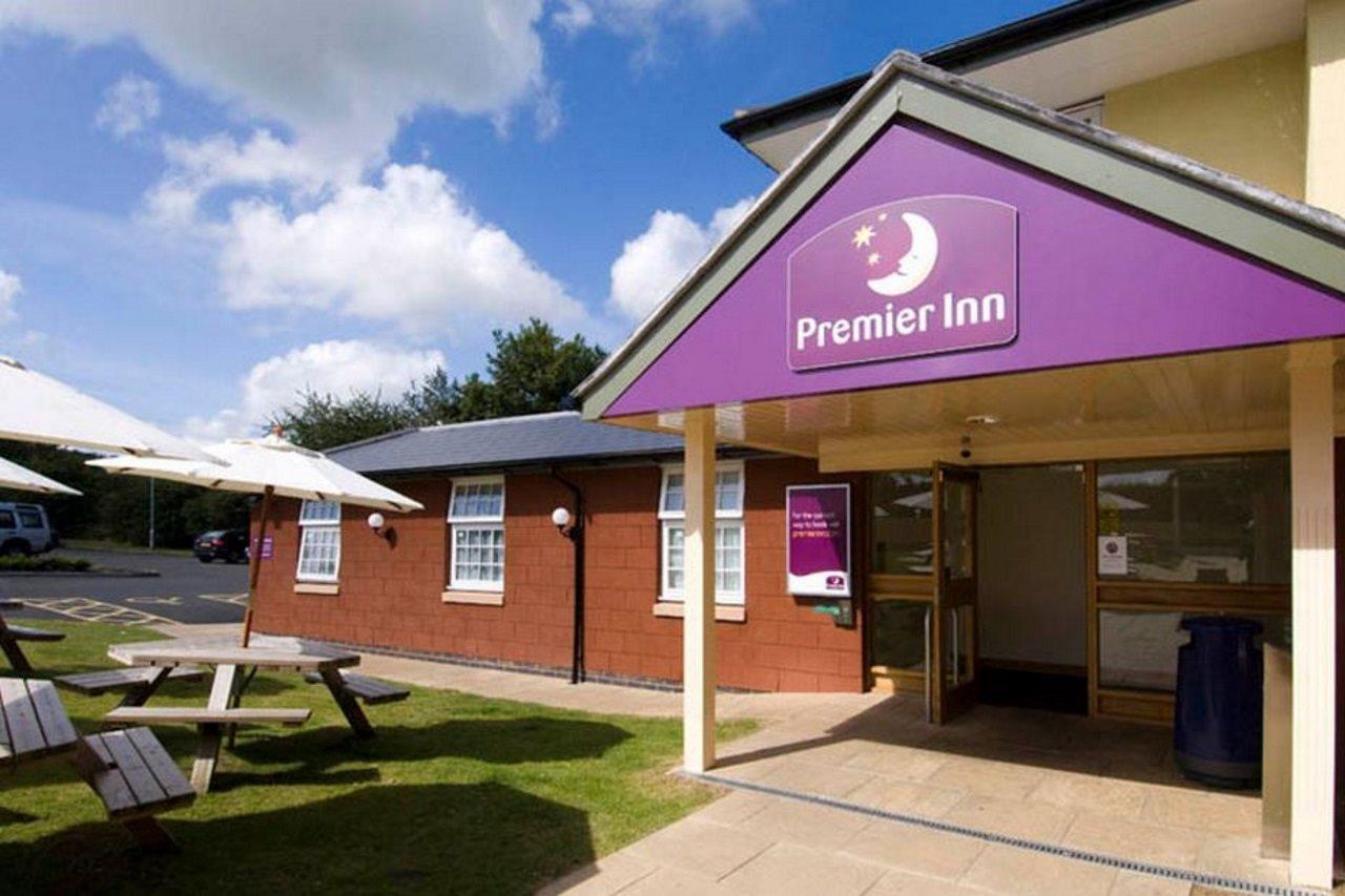 Premier Inn Premier Inn Silverstone Syresham エクステリア 写真